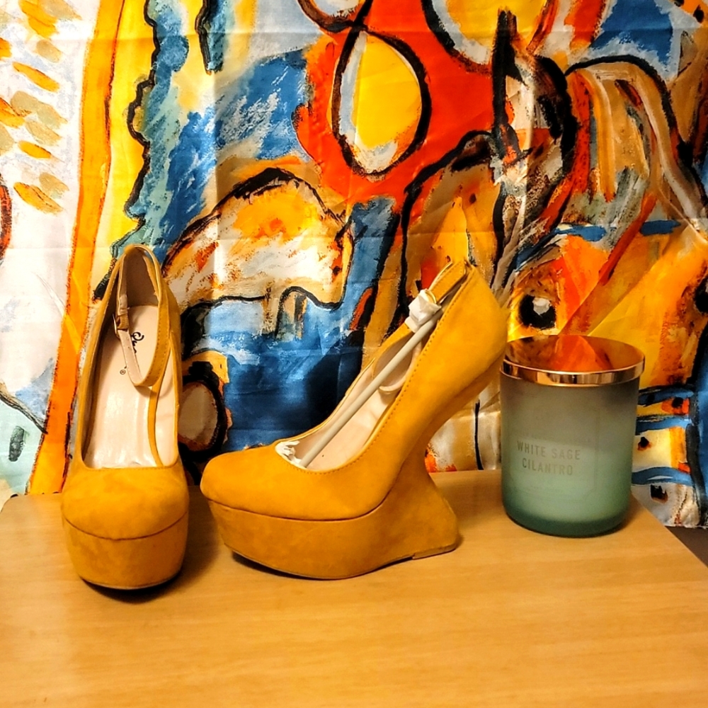 Women's heel wedges